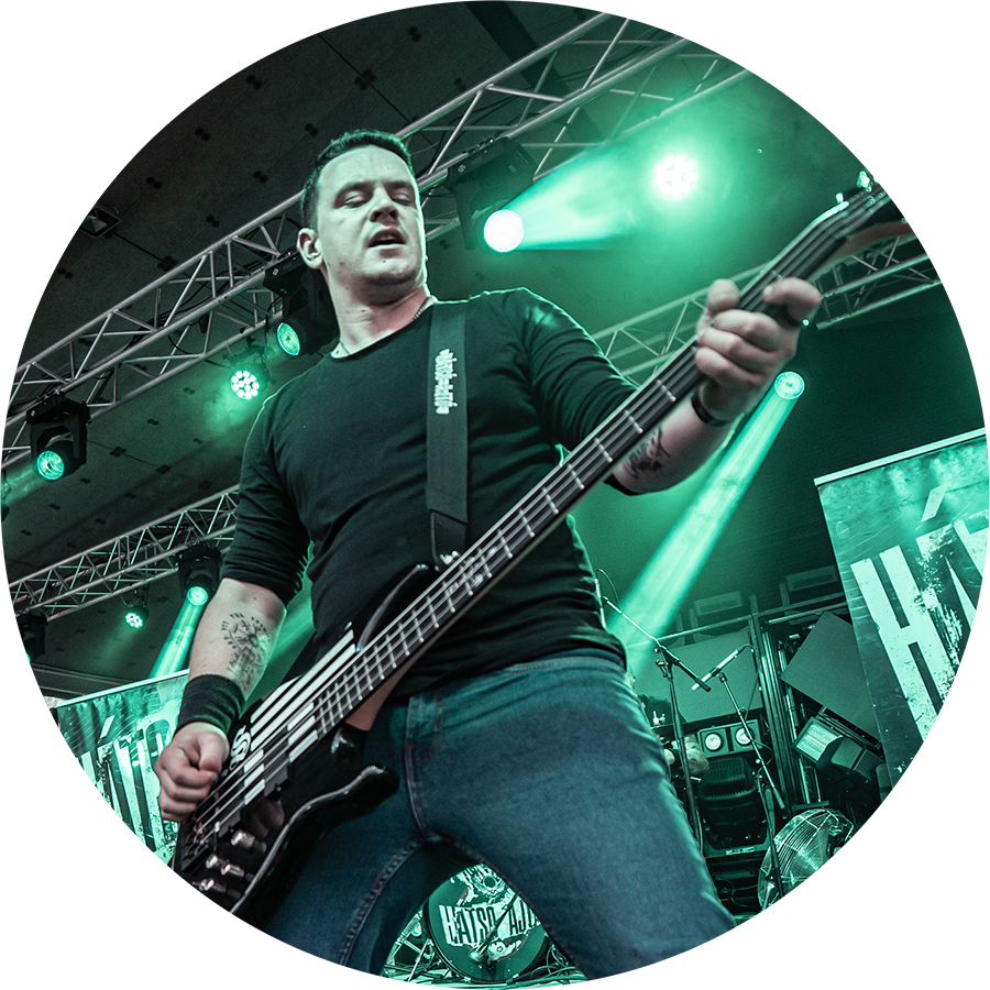Bakó Bálint - Basszusgitár Bakó Bálint